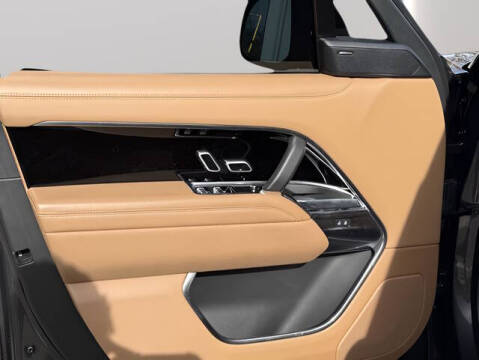 2023 Land Rover Range Rover P530 SE