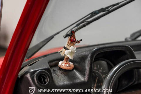 1975 Volkswagen Super Beetle