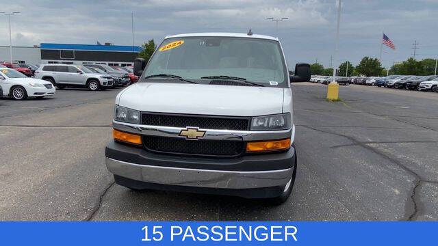 2024 Chevrolet Express LT 3500