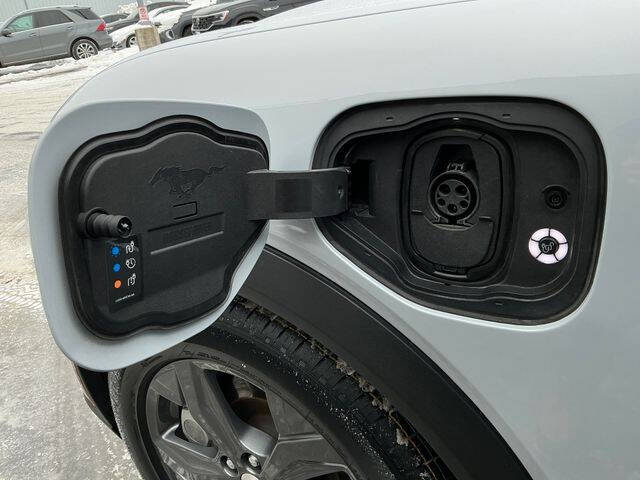 2021 Ford Mustang Mach-E Select