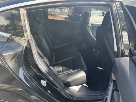 2019 Tesla Model 3 Mid Range