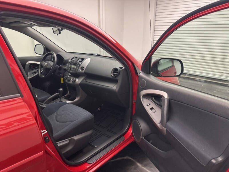 2007 Toyota RAV4 Sport