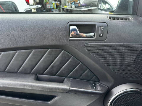 2013 Ford Mustang V6