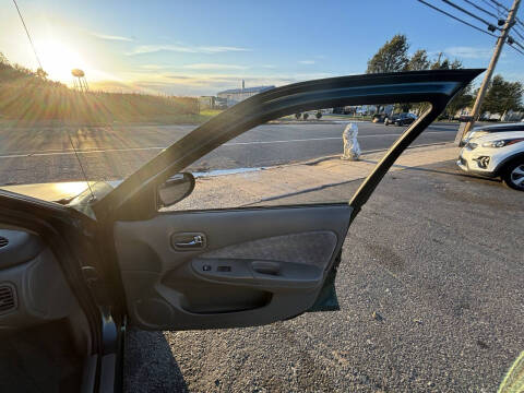 2000 Nissan Sentra XE