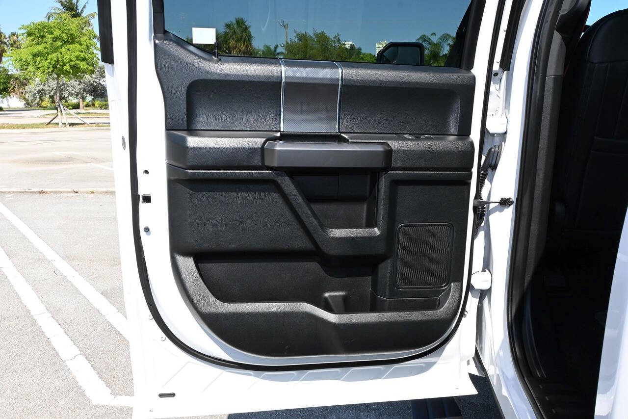 2017 Ford F-150 36