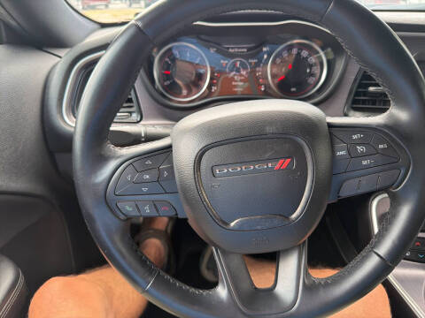 2016 Dodge Challenger SXT