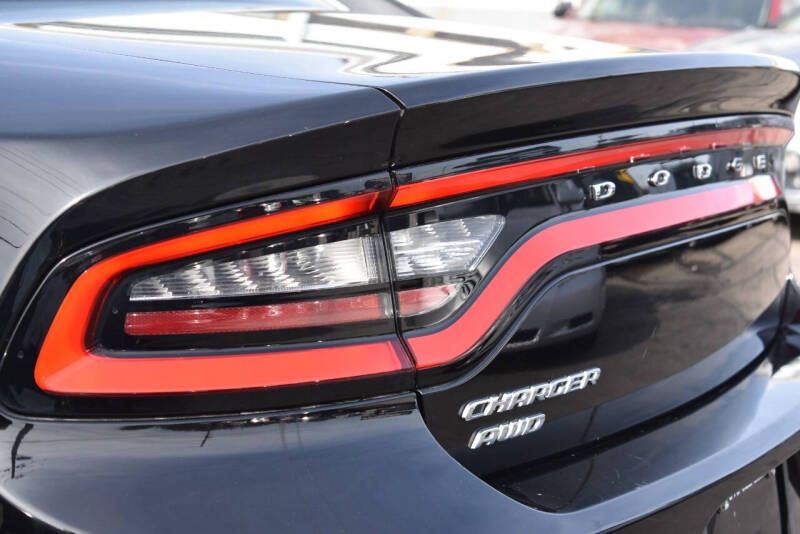 2017 Dodge Charger SE