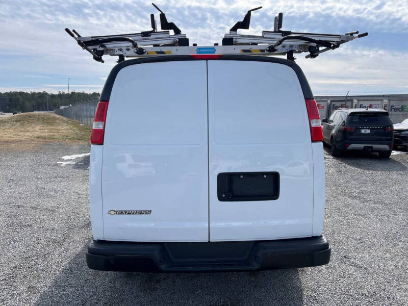 2020 Chevrolet Express 2500