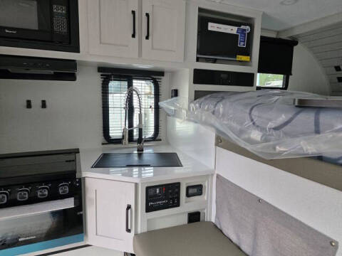 2026 Palomino BACKPACK HS8801