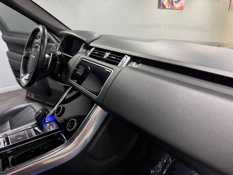 2021 Land Rover Range Rover Sport HSE Silver Edition