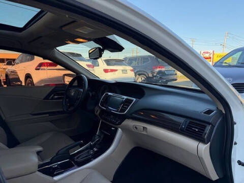 2016 Honda Accord EX-L V6 w/Navi w/Honda Sensing