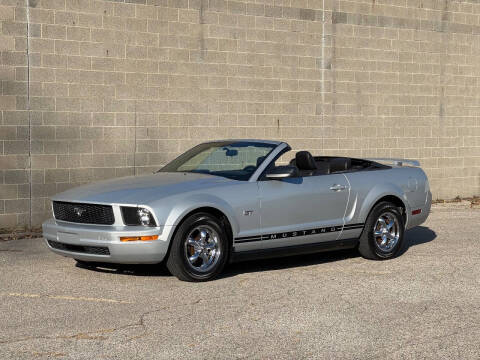 2005 Ford Mustang V6 Deluxe