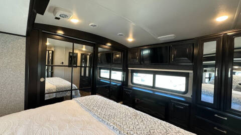 2022 Jayco Pinnacle