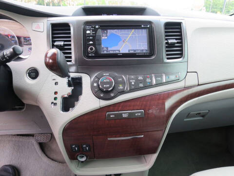2014 Toyota Sienna