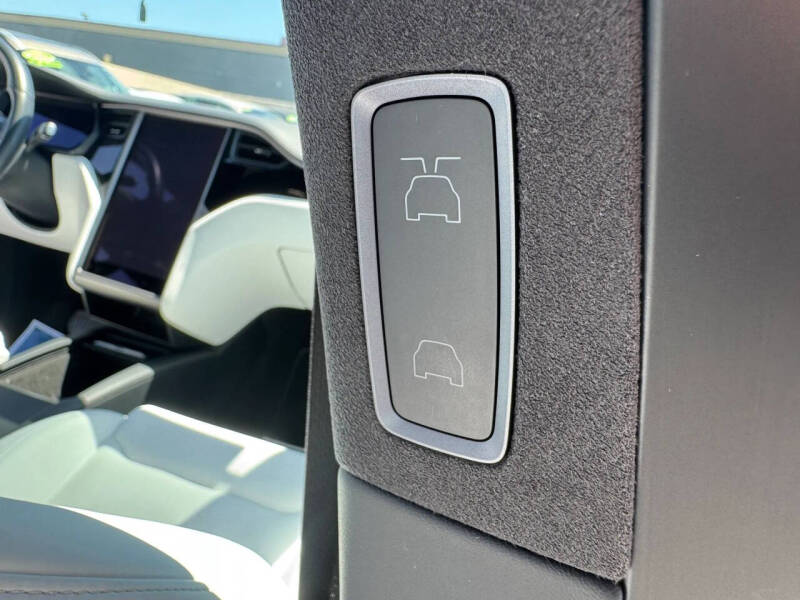2020 Tesla Model X