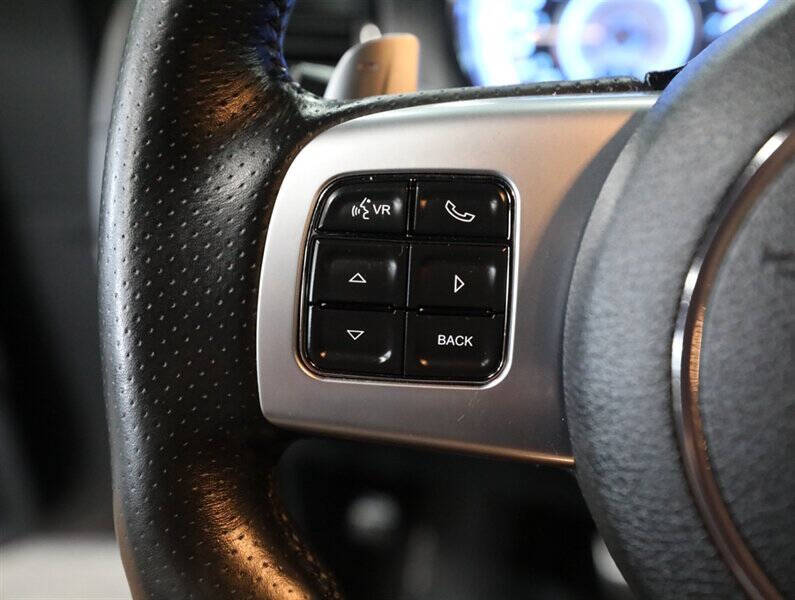 2013 Chrysler 300 SRT8