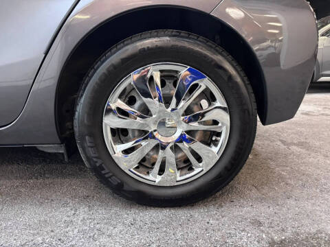 2013 Toyota Prius c