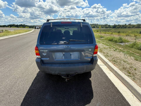2005 Ford Escape XLT