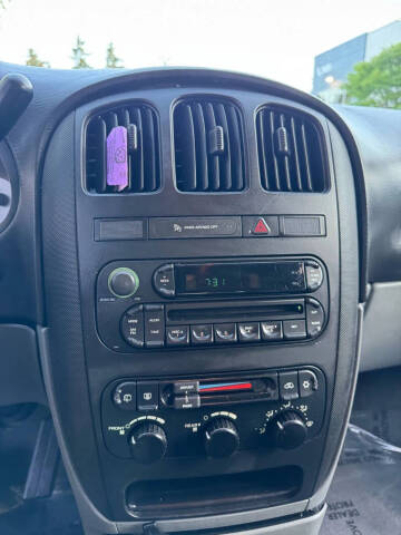 2005 Dodge Grand Caravan