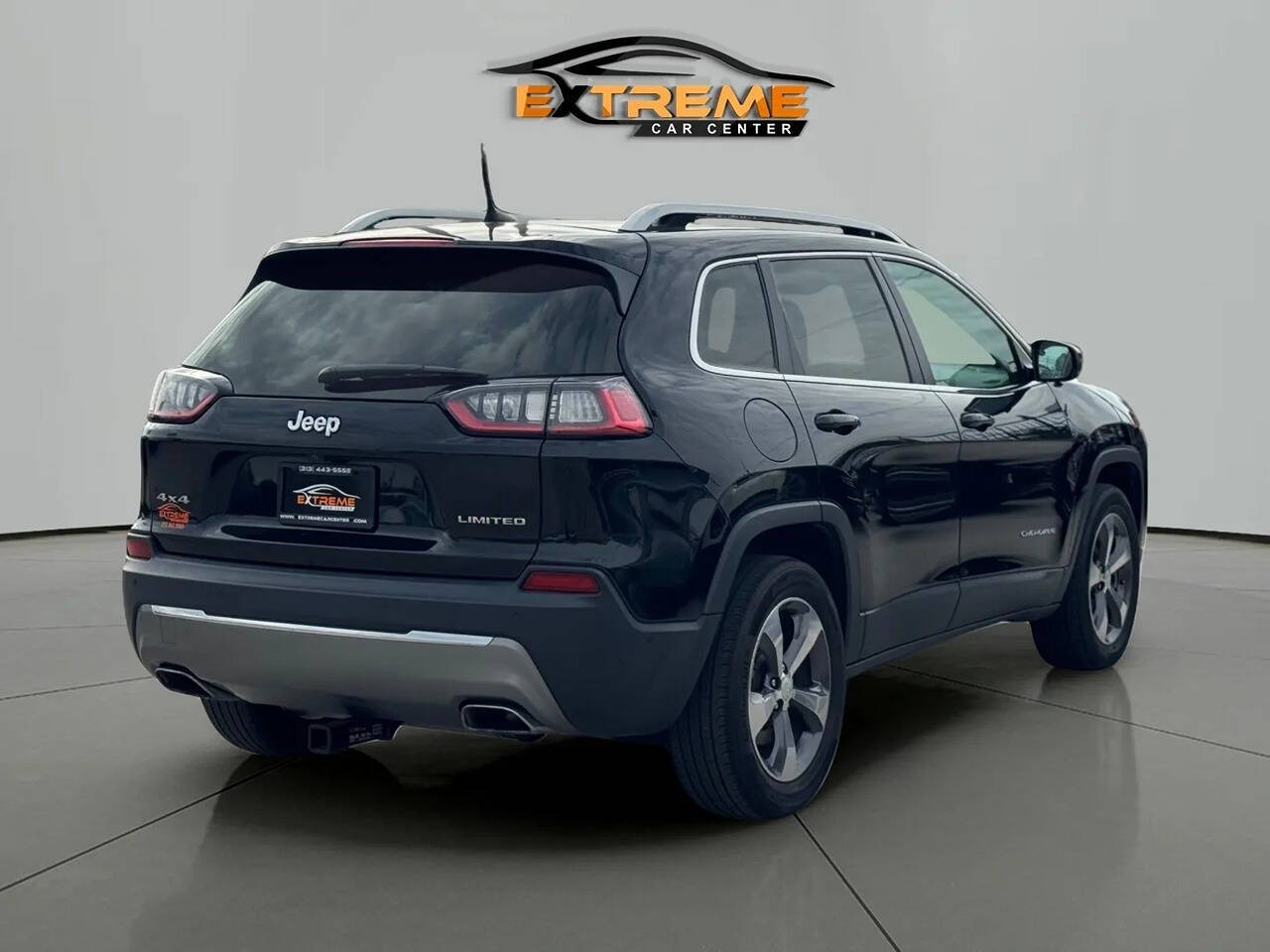 2019 Jeep Cherokee for sale at Extreme Car Center in Detroit, MI