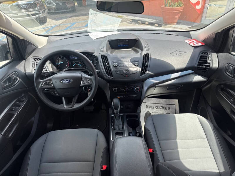 2019 Ford Escape S