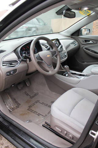 2017 Chevrolet Malibu LT