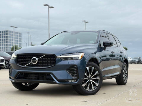 2025 Volvo XC60 B5 Core Dark Theme