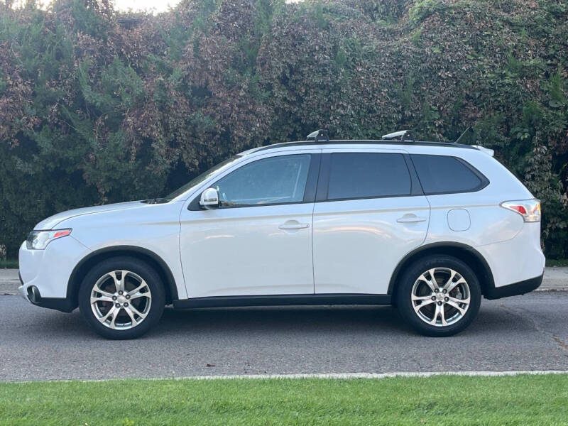 2015 Mitsubishi Outlander SE