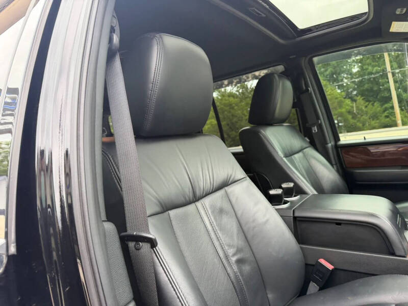 2016 Lincoln Navigator Select