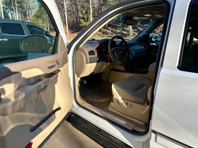 2009 Chevrolet Suburban LTZ