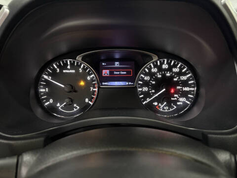 2020 Nissan Pathfinder SV