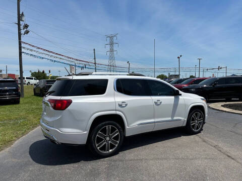 2017 GMC Acadia Denali