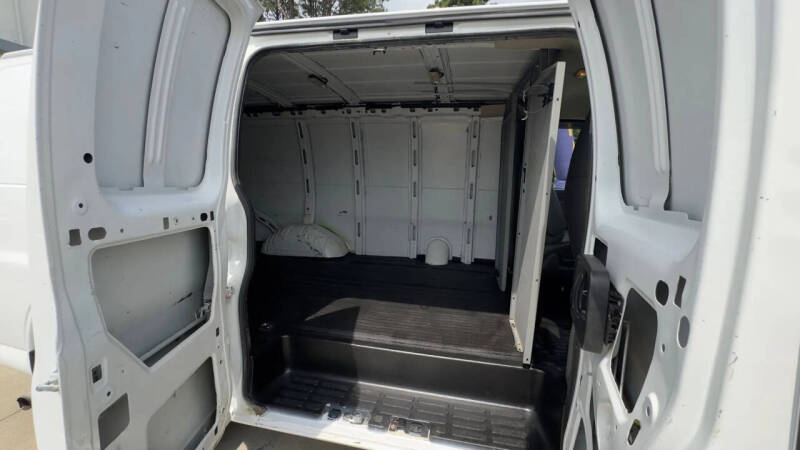 2019 Chevrolet Express 2500