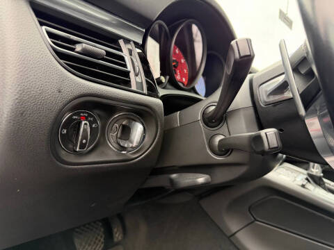 2019 Porsche Macan S