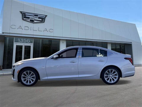 2022 Cadillac CT5 Luxury