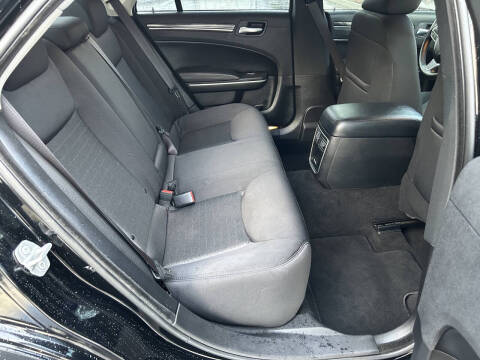 2021 Chrysler 300 Touring