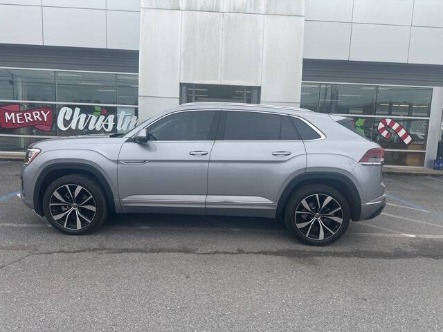 2024 Volkswagen Atlas Cross Sport SEL Premium R-Line 4Motion
