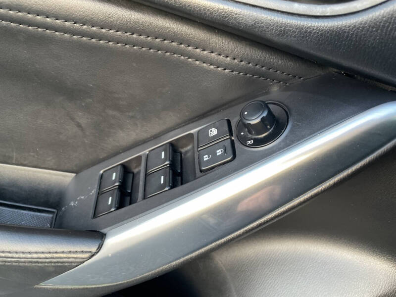 2015 Mazda MAZDA6 i Touring