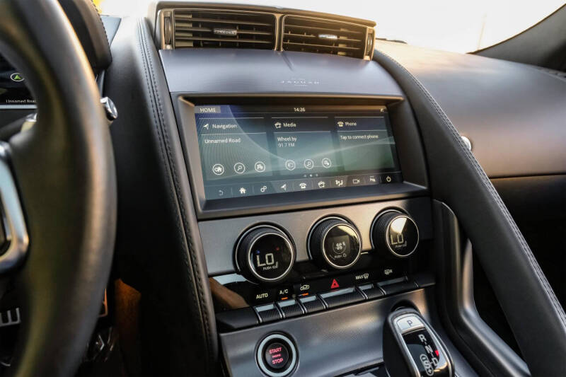 2021 Jaguar F-TYPE P300