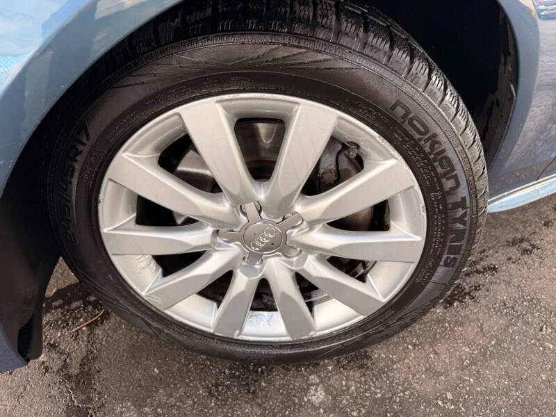 2015 Audi A4 2.0T quattro Premium