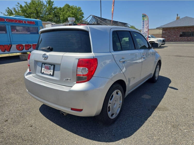 2010 Scion xD