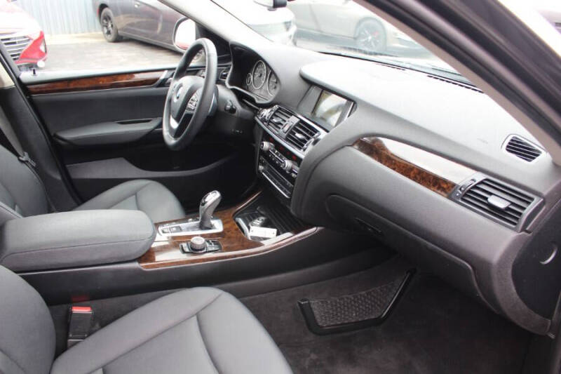 2017 BMW X4 xDrive28i