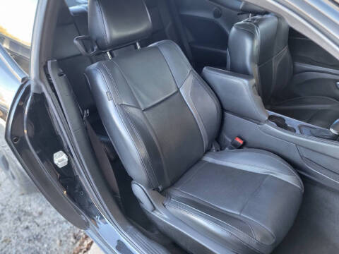 2016 Dodge Challenger SXT Plus