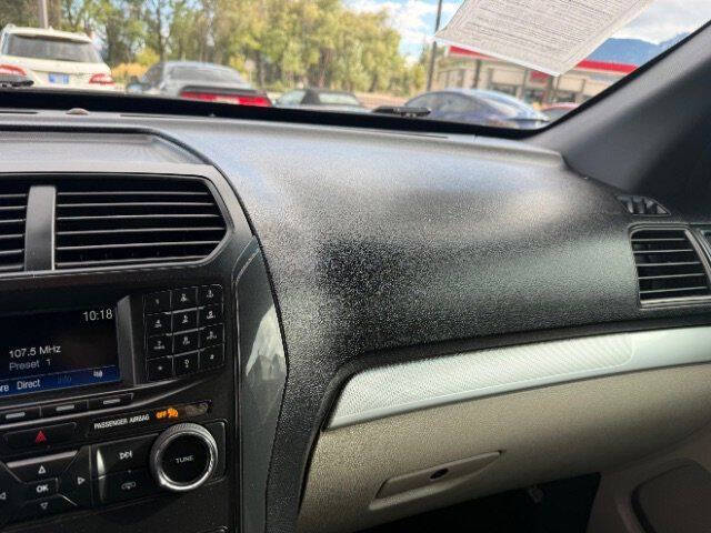2018 Ford Explorer