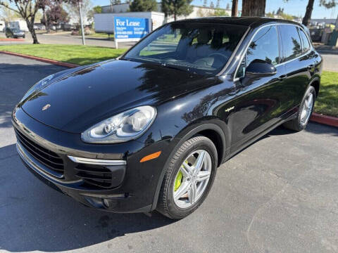 2017 Porsche Cayenne S E-Hybrid