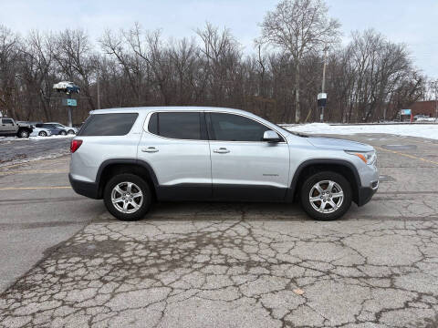 2017 GMC Acadia SLE-1