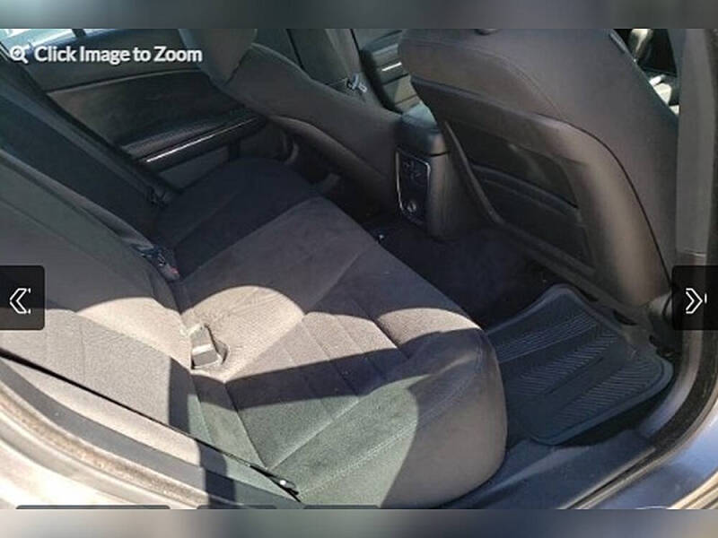 2012 Dodge Charger SE