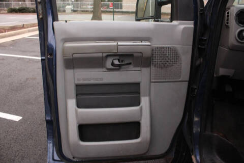 2013 Ford E-Series E-350 SD