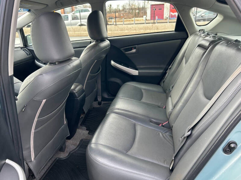 2013 Toyota Prius Plug-in Hybrid Advanced