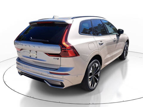 2026 Volvo XC60 B5 Plus
